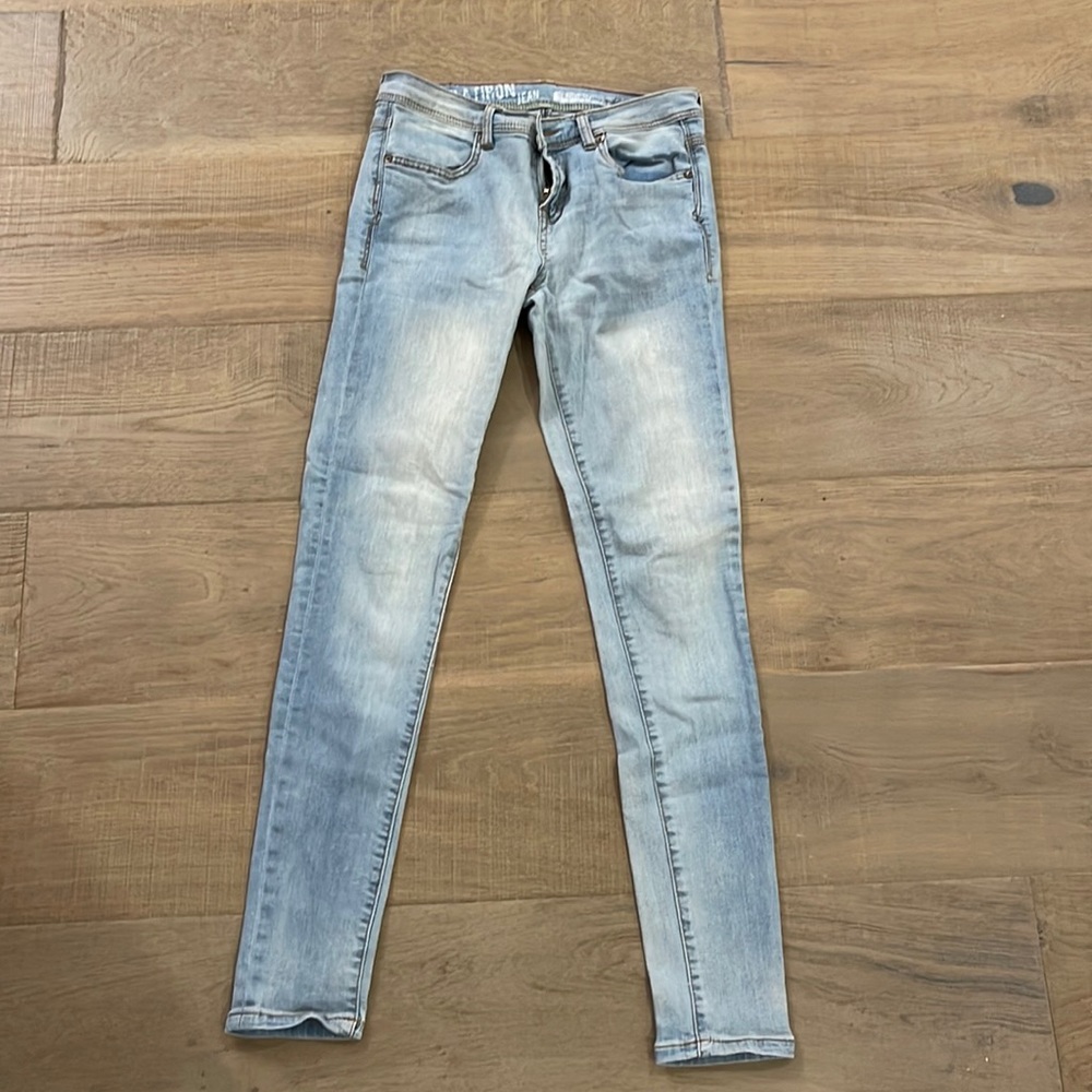 DKNY light wash jeans